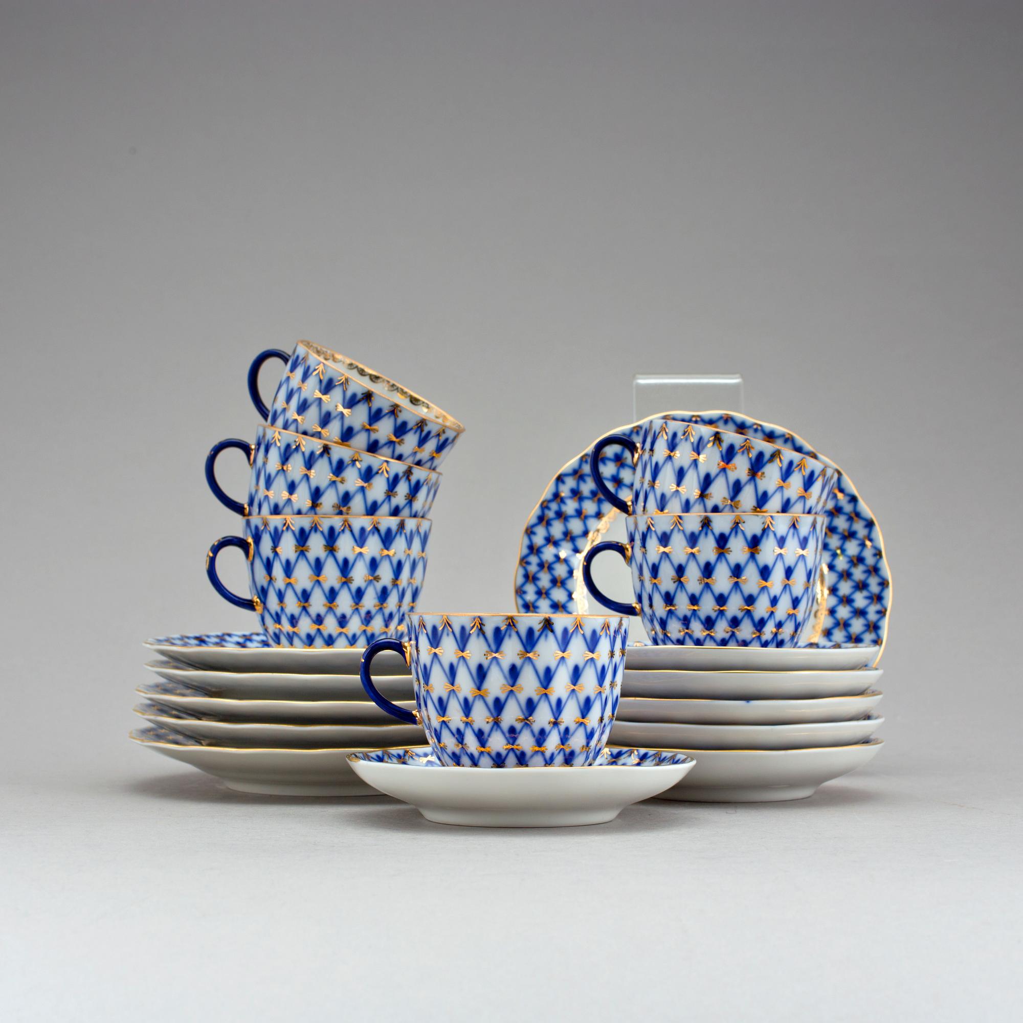 KAFFESERVISDELAR, "Cobalt Net", Lomonosov, St. Petersburg, Ryssland, 2000-tal.