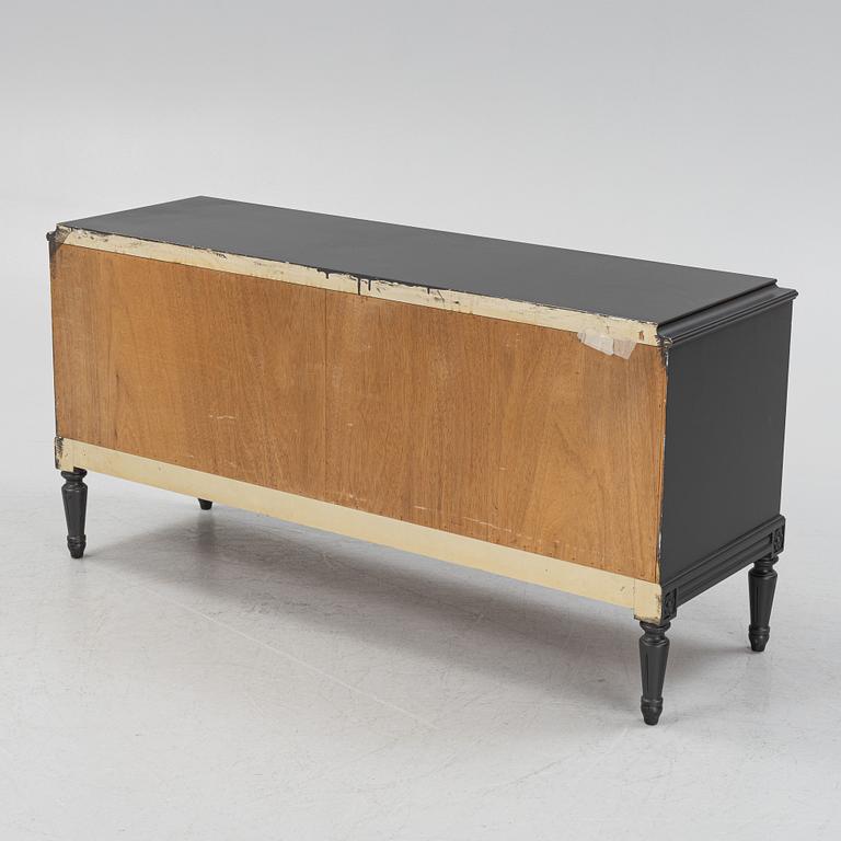 Sideboard, gustaviansk stil, Citymöbler, Tibro, 1900-talets andra hälft.