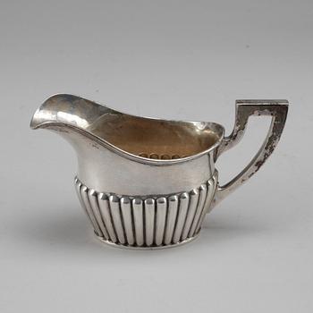 KAFFESERVIS, 3 delar, silver, Bernhard Hertz, Stockholm 1912. Total vikt ca 1284 gram.