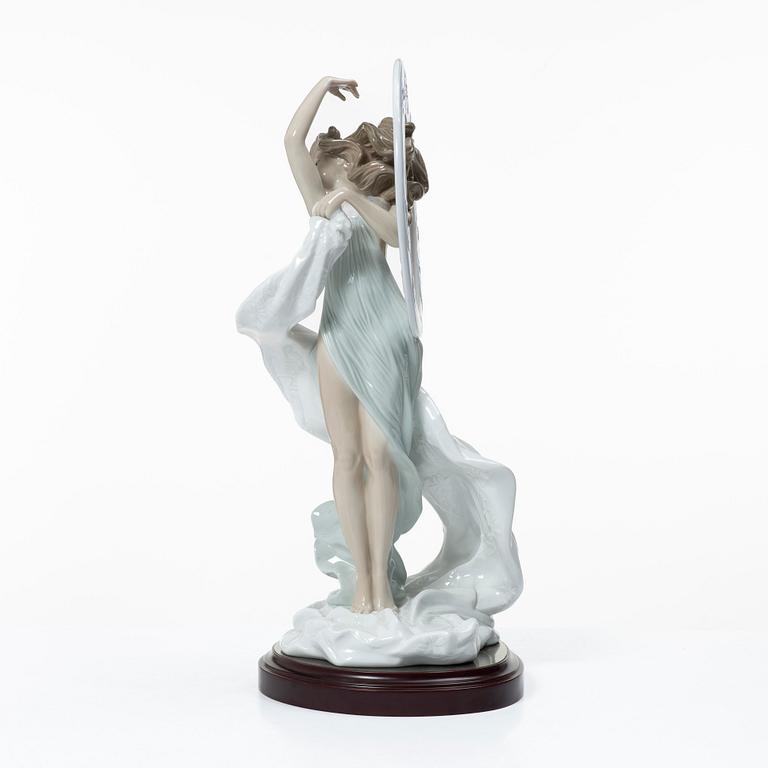 Regino Torrijos, figurine, "Dance", Lladró, Spain.