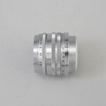 Hektor f=13.5 cm 1:4.5, Elmar f=5 cm 1:3,5, Canon 50mm f:1.8 from Germany and Japan.