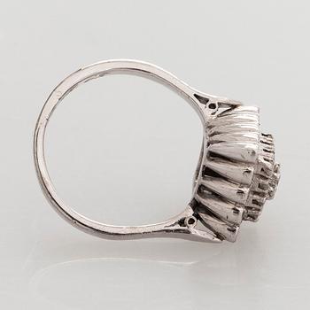 Ring, brilliant and 8/8 cut diamonds, 14K white gold.