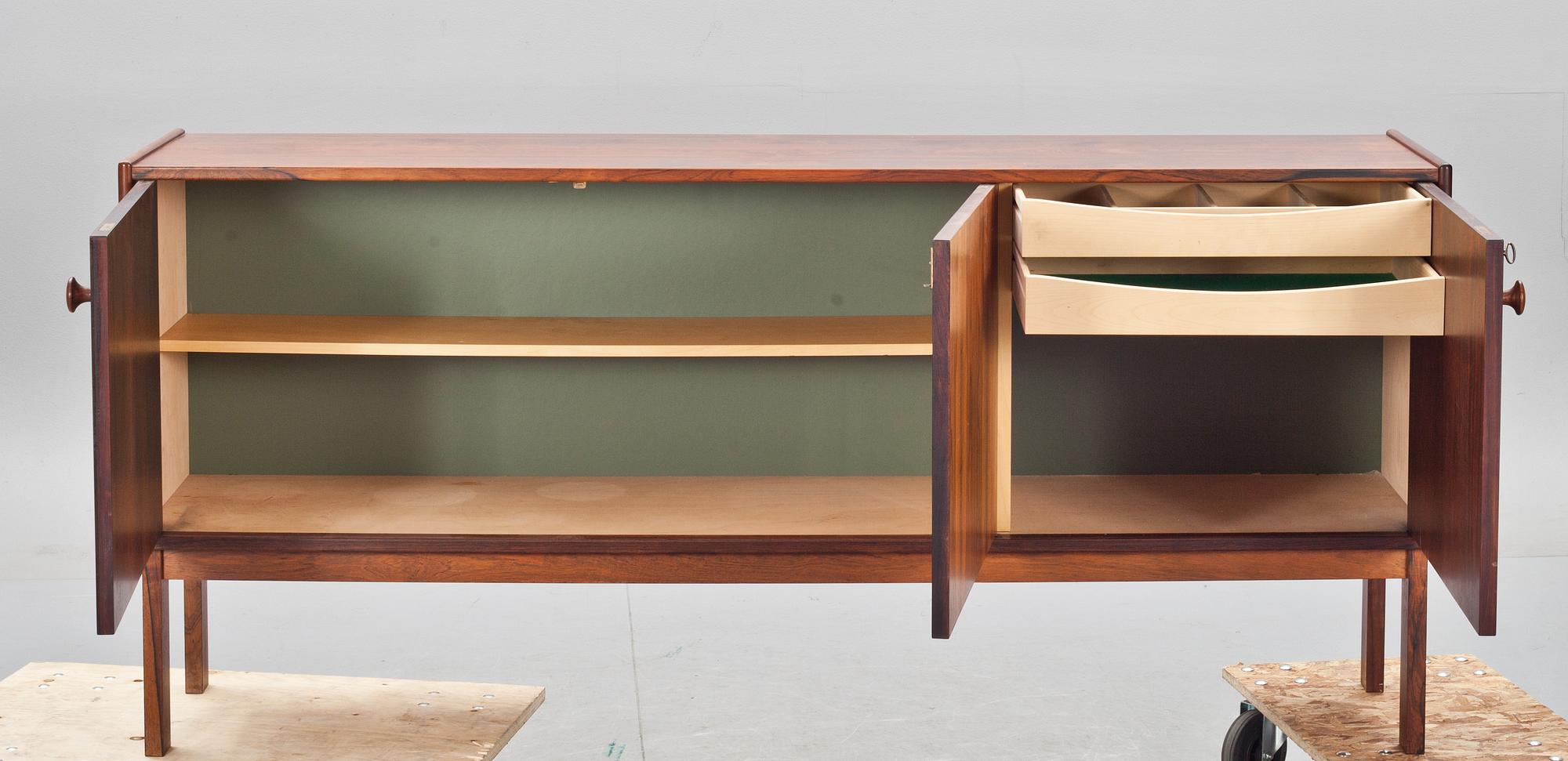 SIDEBOARD, Sverige 1960-tal.
