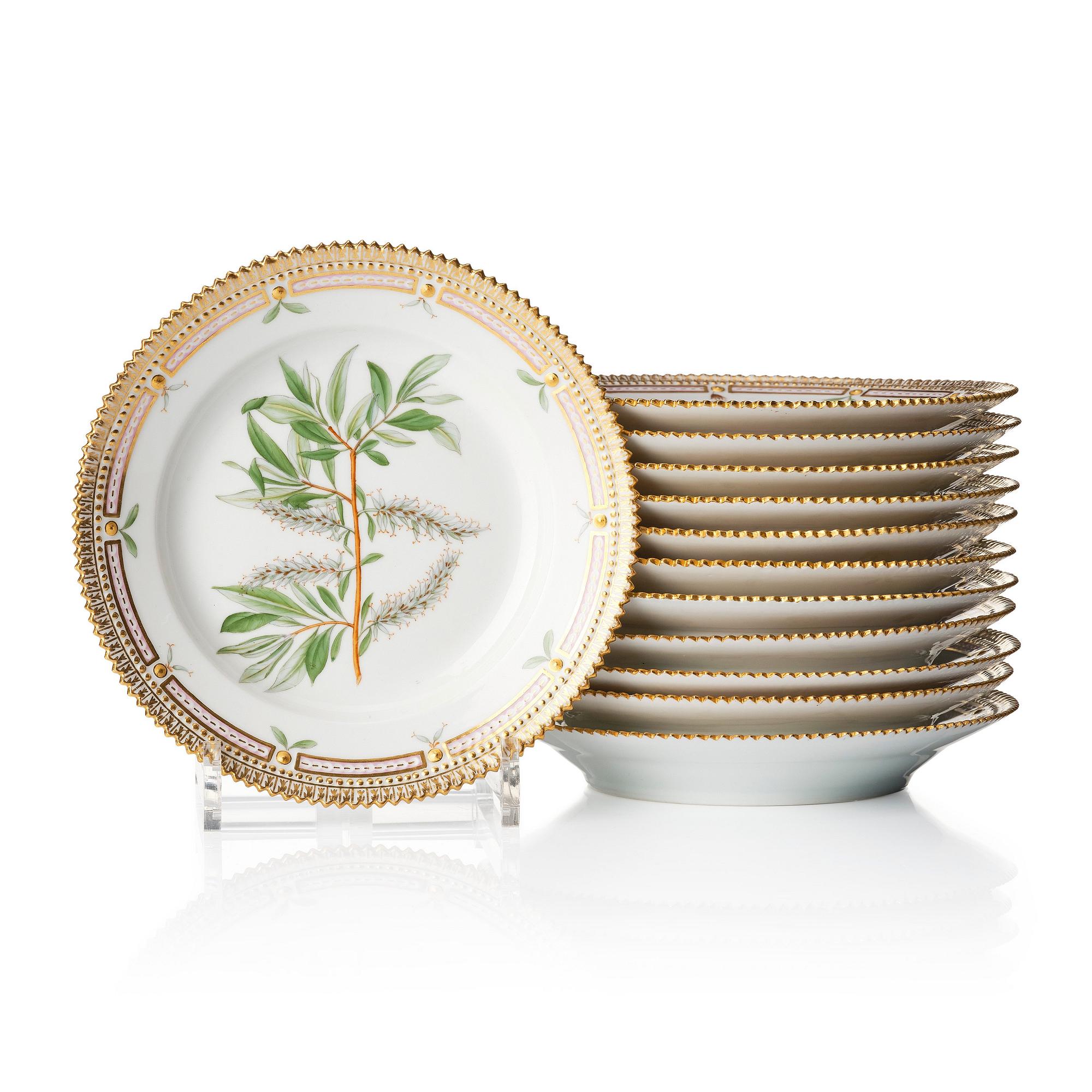 A set of 12 Royal Copenhagen 'Flora Danica' dishes, Denmark, 20th century.