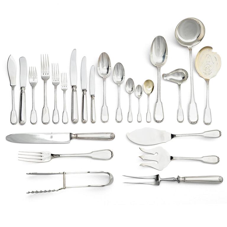 An Italian 20th century 188+3 pieces silver cutlery set, marks of Società Italiana Argenti di Pordenone.