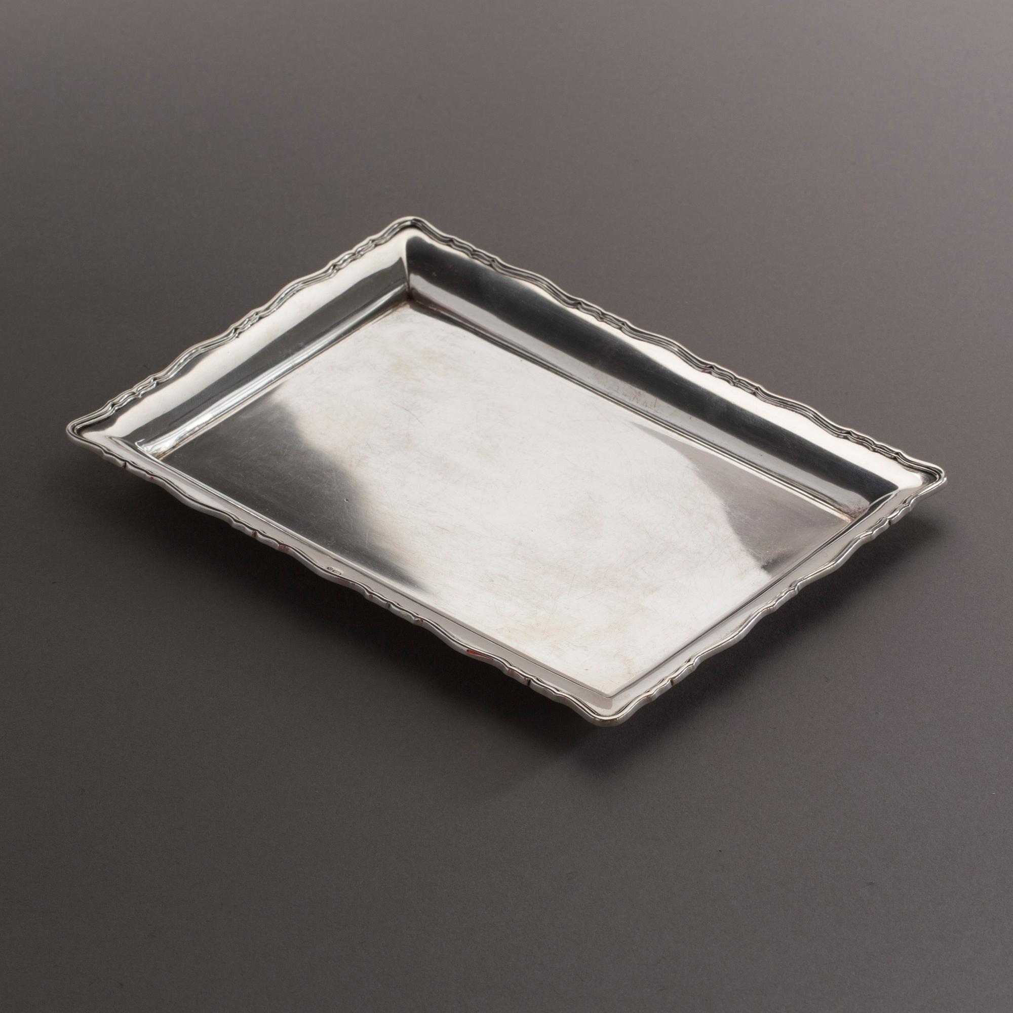BRICKA, silver, svenska importstämplar, vikt 100 g.