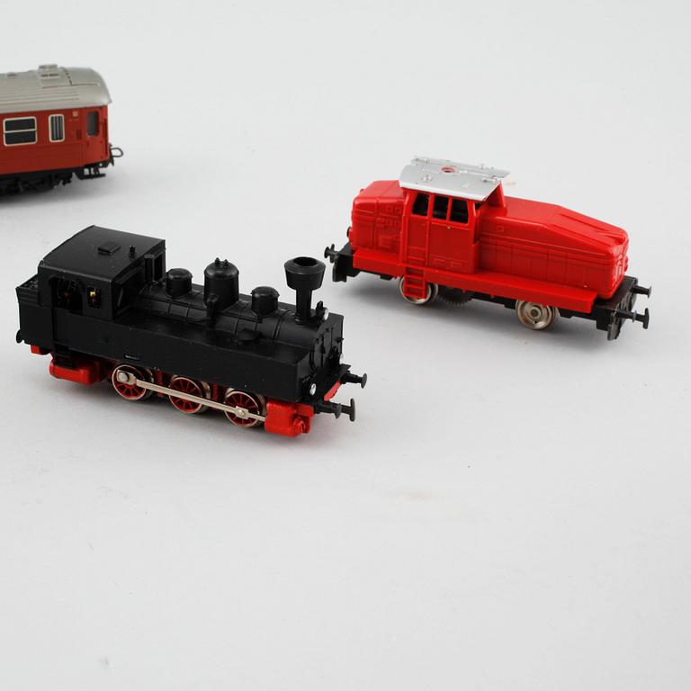 A lot of Märklin train parts, second half of the 20th century.