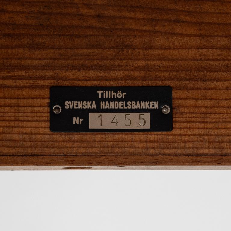 Matbord, 4 delar, 1900-talets andra hält.