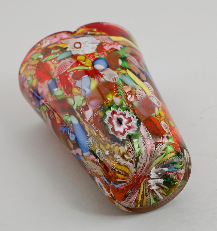 VAS, glas, sannolikt Italien, 1900-talets mitt.