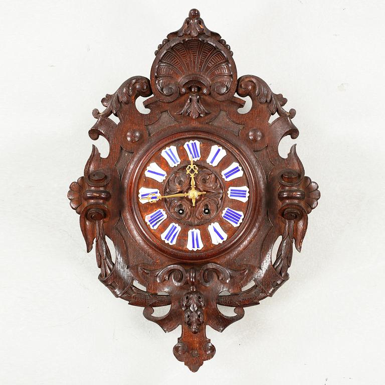 A wall clock, first half of the 20th century.