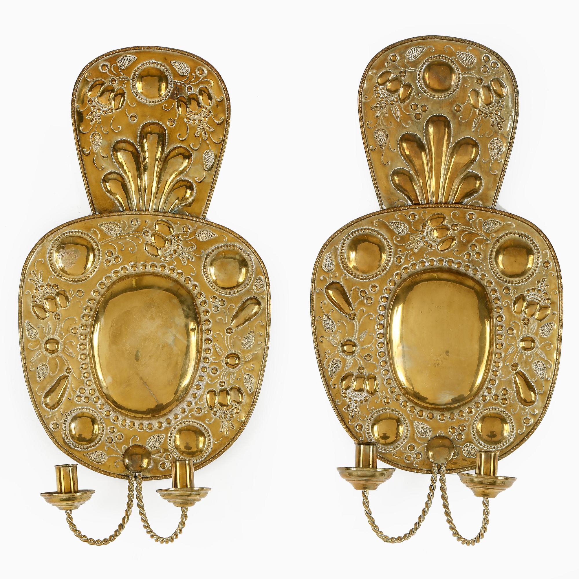 LJUSPLÅTAR, ett par, mässing, 1900-tal.