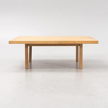 An oak coffee table, second half of the 20th century.