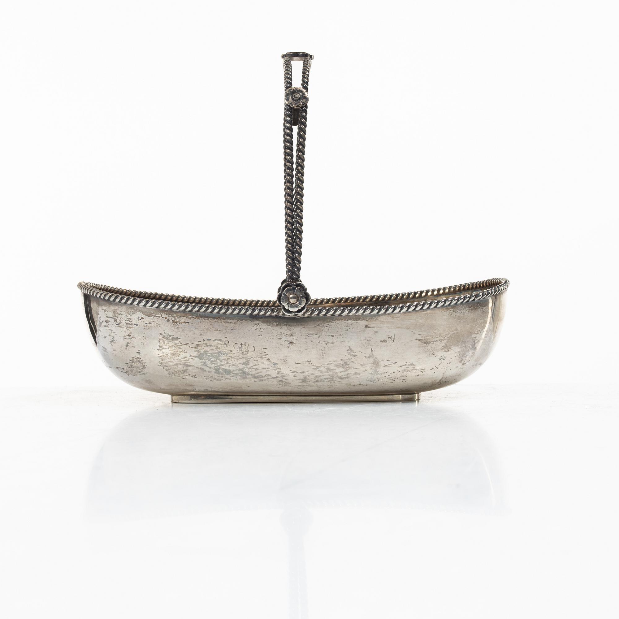 Karl Anderson, Basket with handle, silver, Stockholm 1946.