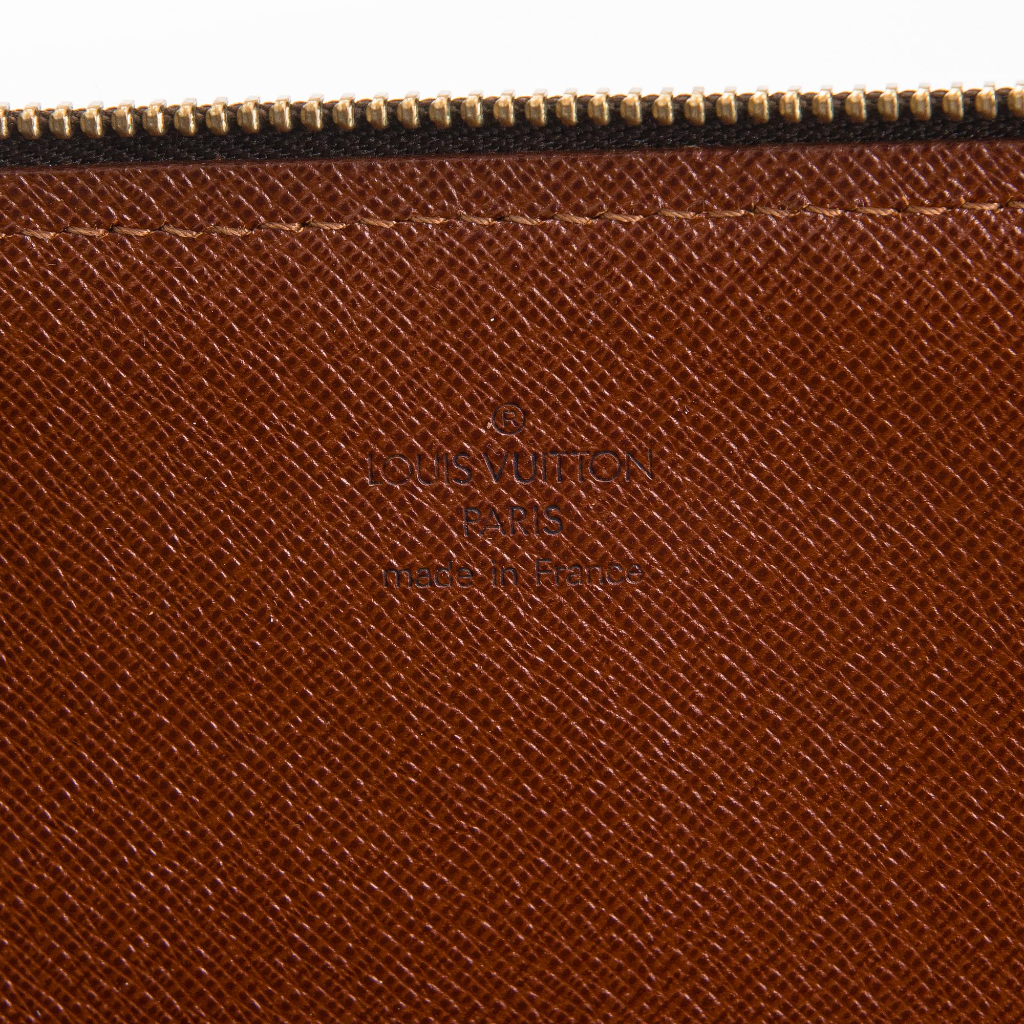 Louis Vuitton, 'Poche Documents' folder.