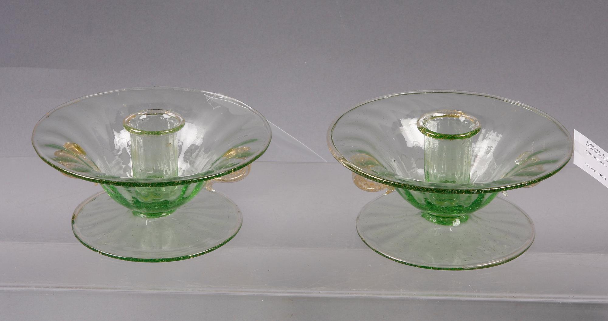LJUSSTAKAR, ett par, glas. Murano, Italien.