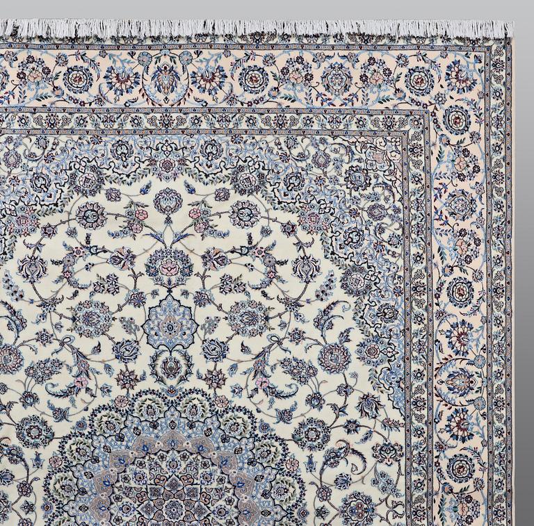 MATTA, Nain 6 LAA, part silk, ca 325 x 250 cm.