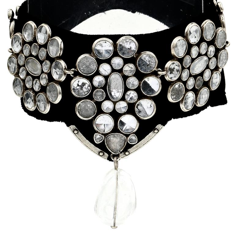 COLLIER, Yves Saint Laurent, 1900-talets andra hälft.