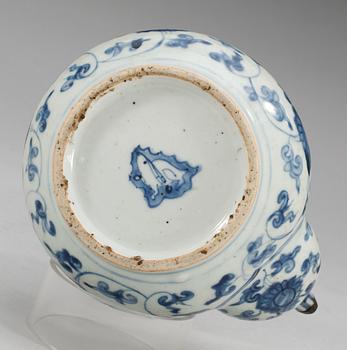 A blue and white kendi, Ming dynasty, 17th Century.