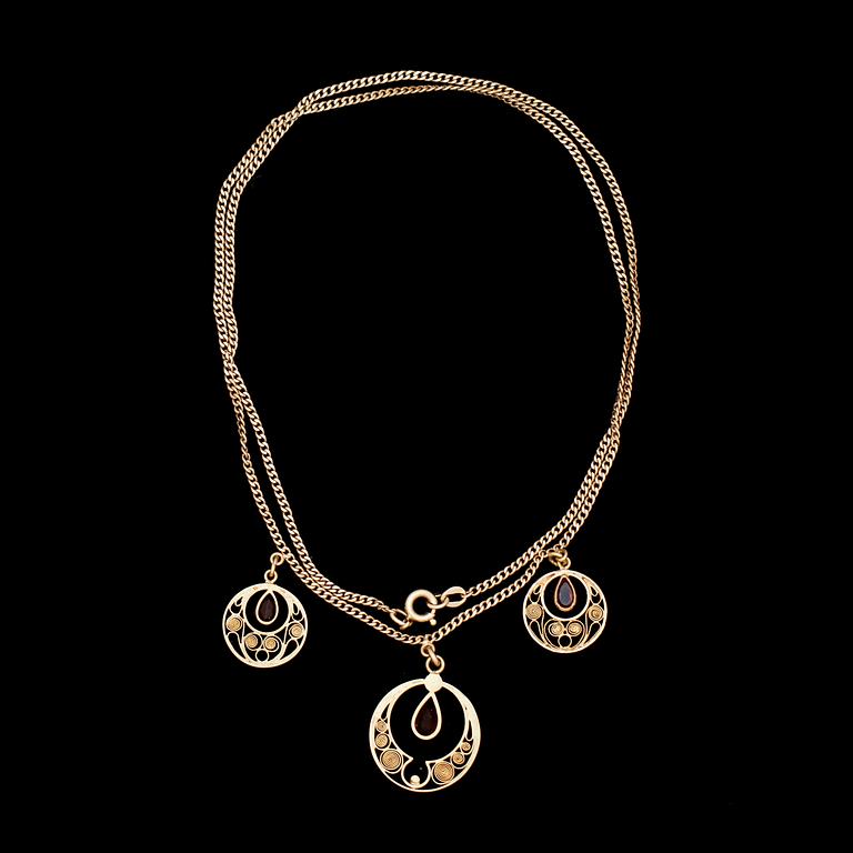 COLLIER, 18k guld Gustaf Dahlgren & Co, Malmö. 1900-talets mitt. Vikt ca 7 g.