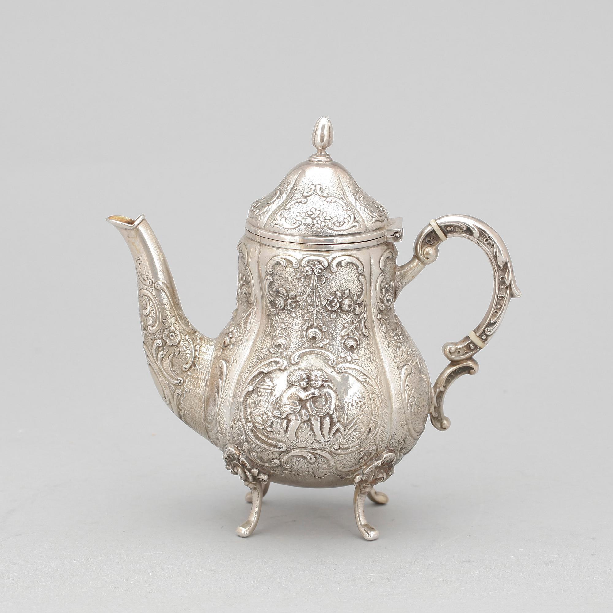 KAFFESERVIS, 4 delar, silver, rokokostil, bla Tyskland, svenska importstämplar. Tot ca 570 gram.