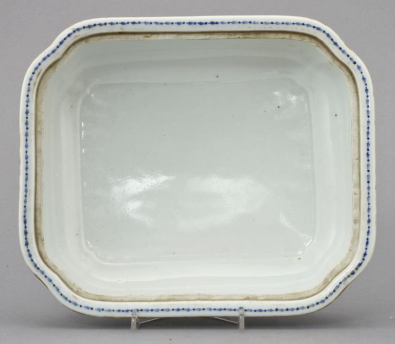 KAROTT MED LOCK, porslin, Samson, 1900-tal.