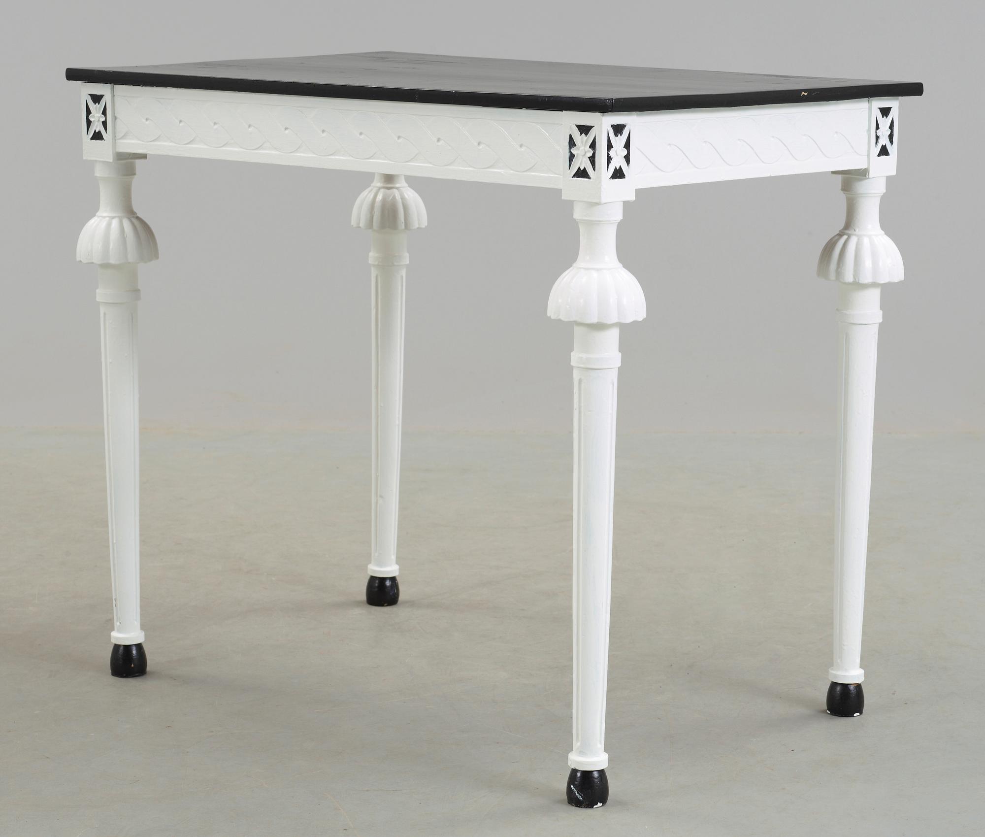BORD, sengustaviansk stil, 1800-talets slut.