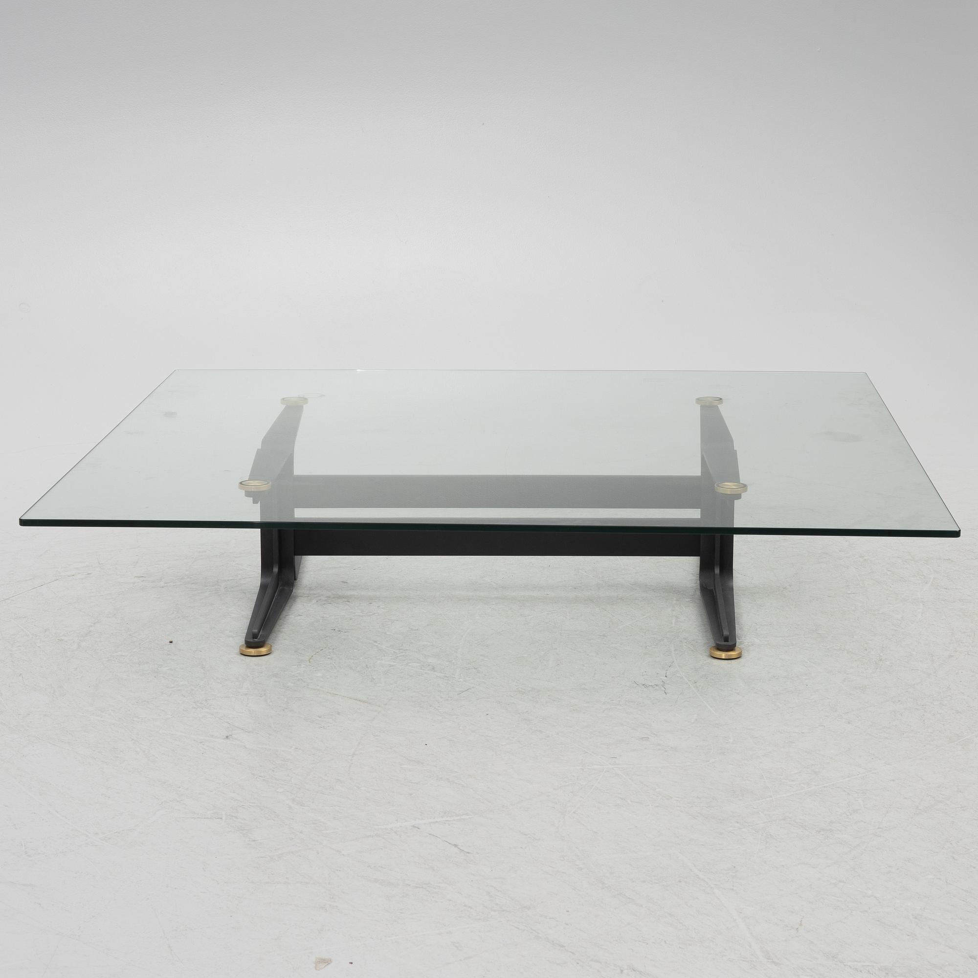 Piero Lissoni, coffee table, Floyd-Hi, Living Divani, Italy.
