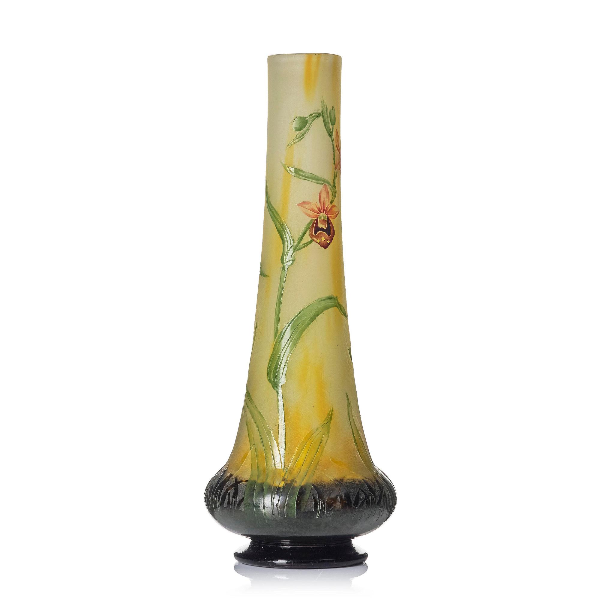 Daum Frères, an Art Nouveau cameo glass vase, Nancy, France.