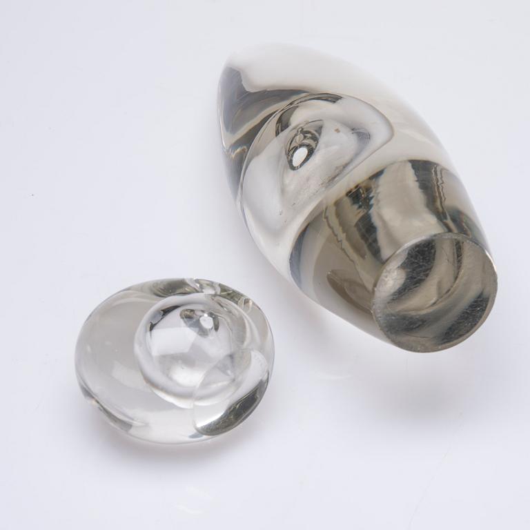 SKULPTURER, 2 st, "Orkidé" signerad Timo Sarpaneva -3568 och "Hjärta" signerad Timo Sarpaneva 3556.