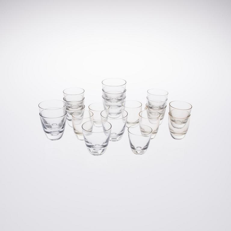 DRICKSGLAS, 20 st, Nuutajärvi, 1900-talets mitt.