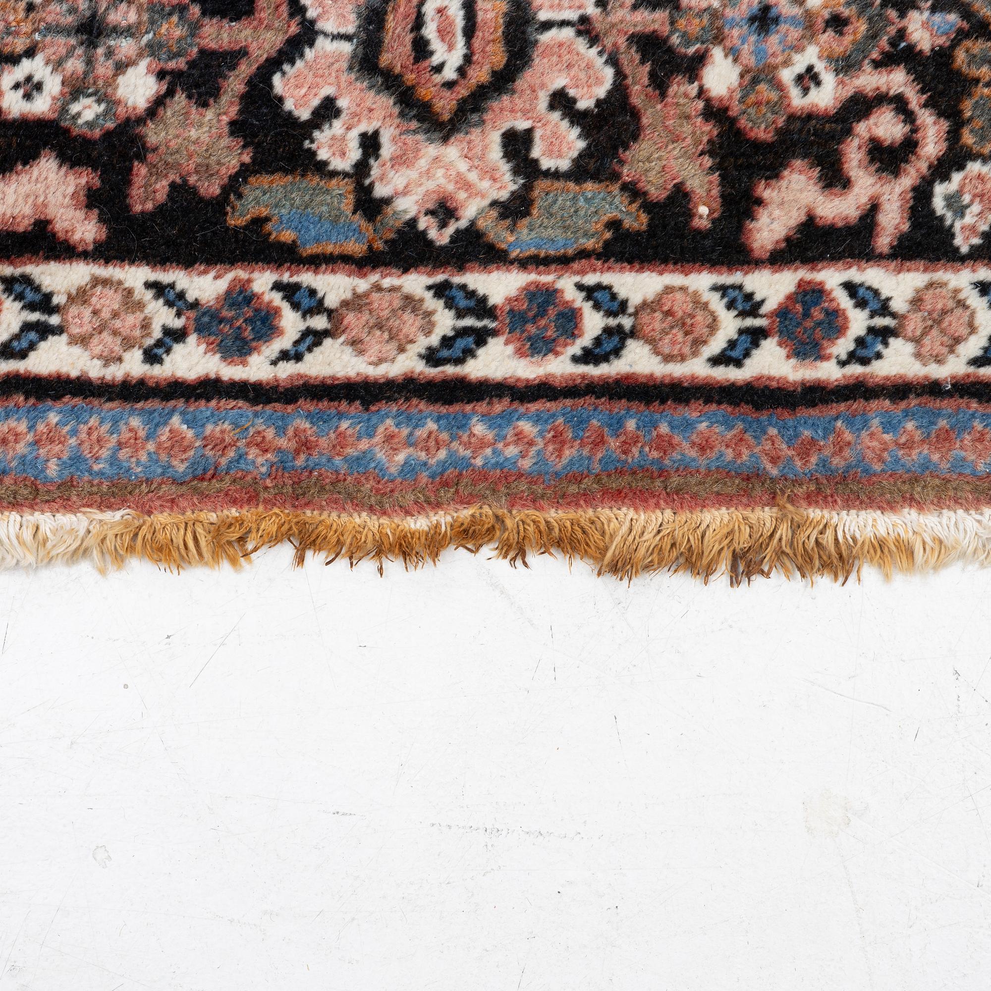 Matta, Mahal, ca 420 x 330cm.