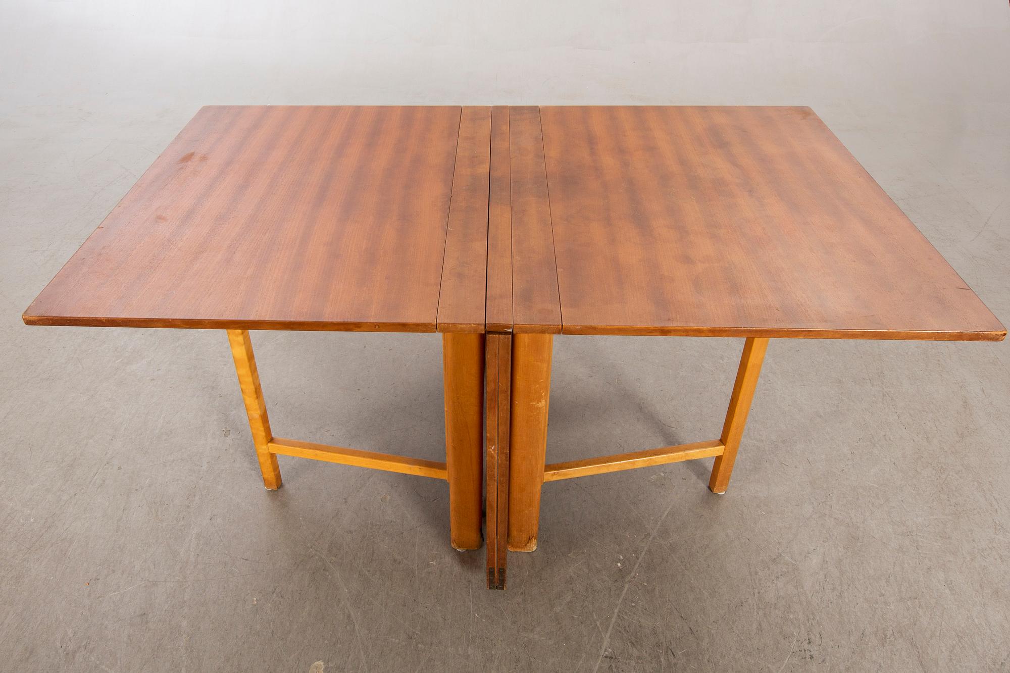 A teak and birch 'Maria Flap' gate leg table by Bruno Mathsson for Karl Mathsson.