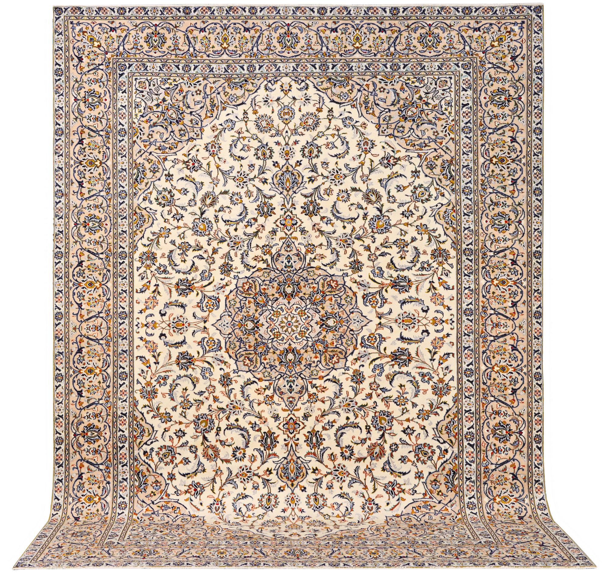 A Kashan carpet, c. 400 x 289 cm.