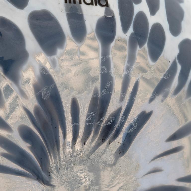 Oiva Toikka, An annual bird and egg 2013, 'Mistle Trush', signed O. Toikka Nuutajärvi 2013.