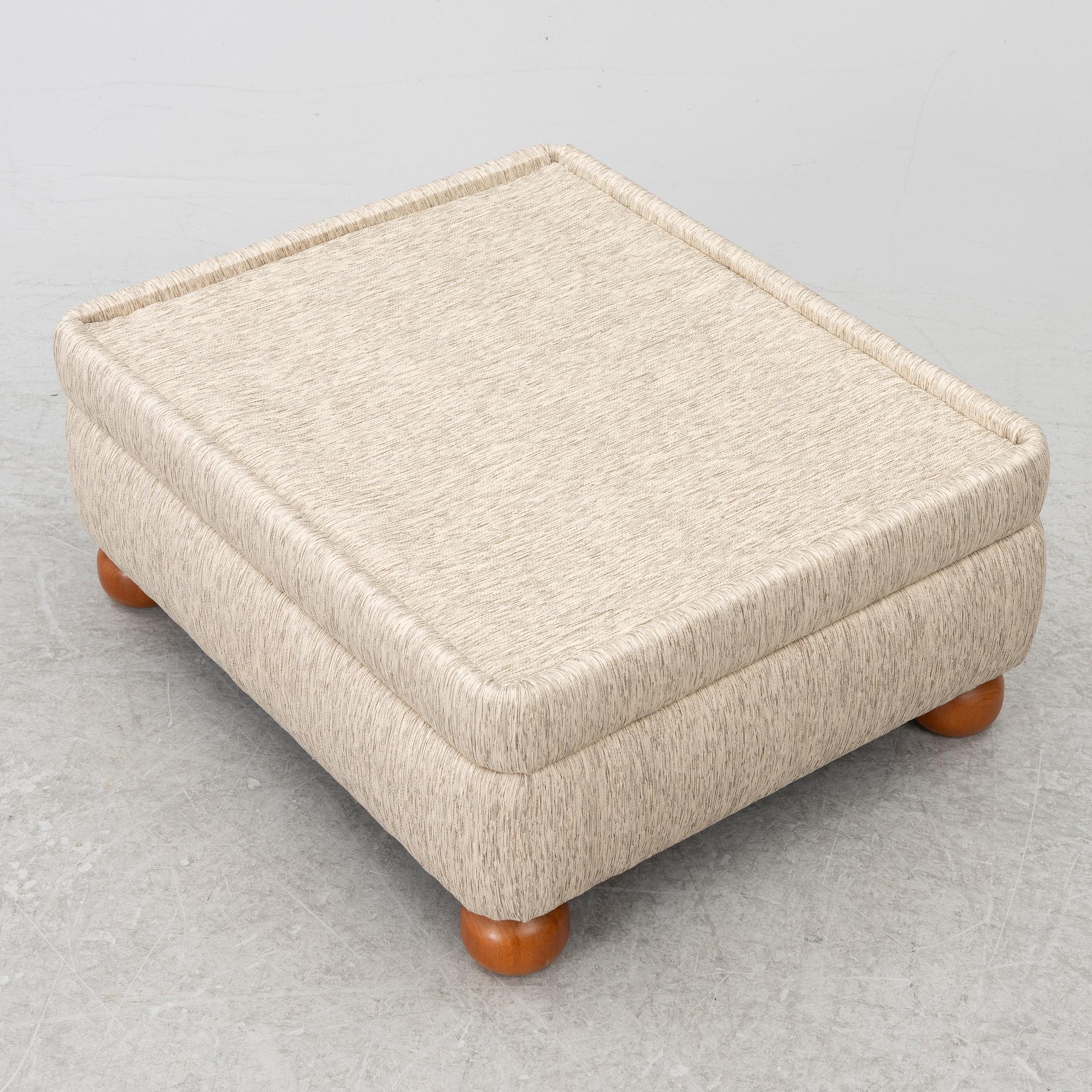 Josef Frank, Footstool, model 336, Svenskt Tenn.