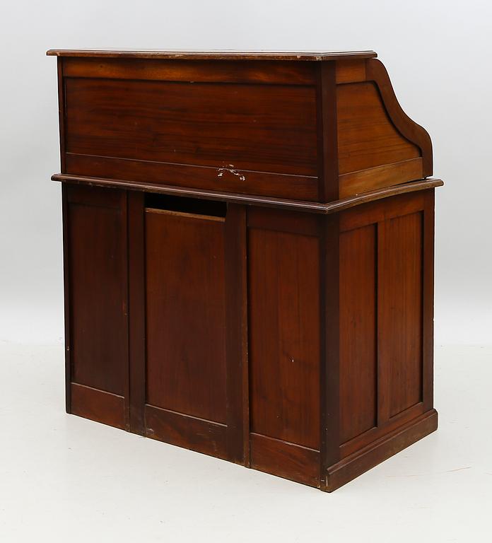 SKRIVBORD, 1900-talets första hälft.
