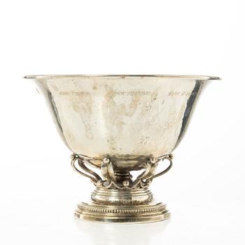 A Hildebrand, skål på fot, silver, Gävle 1923.