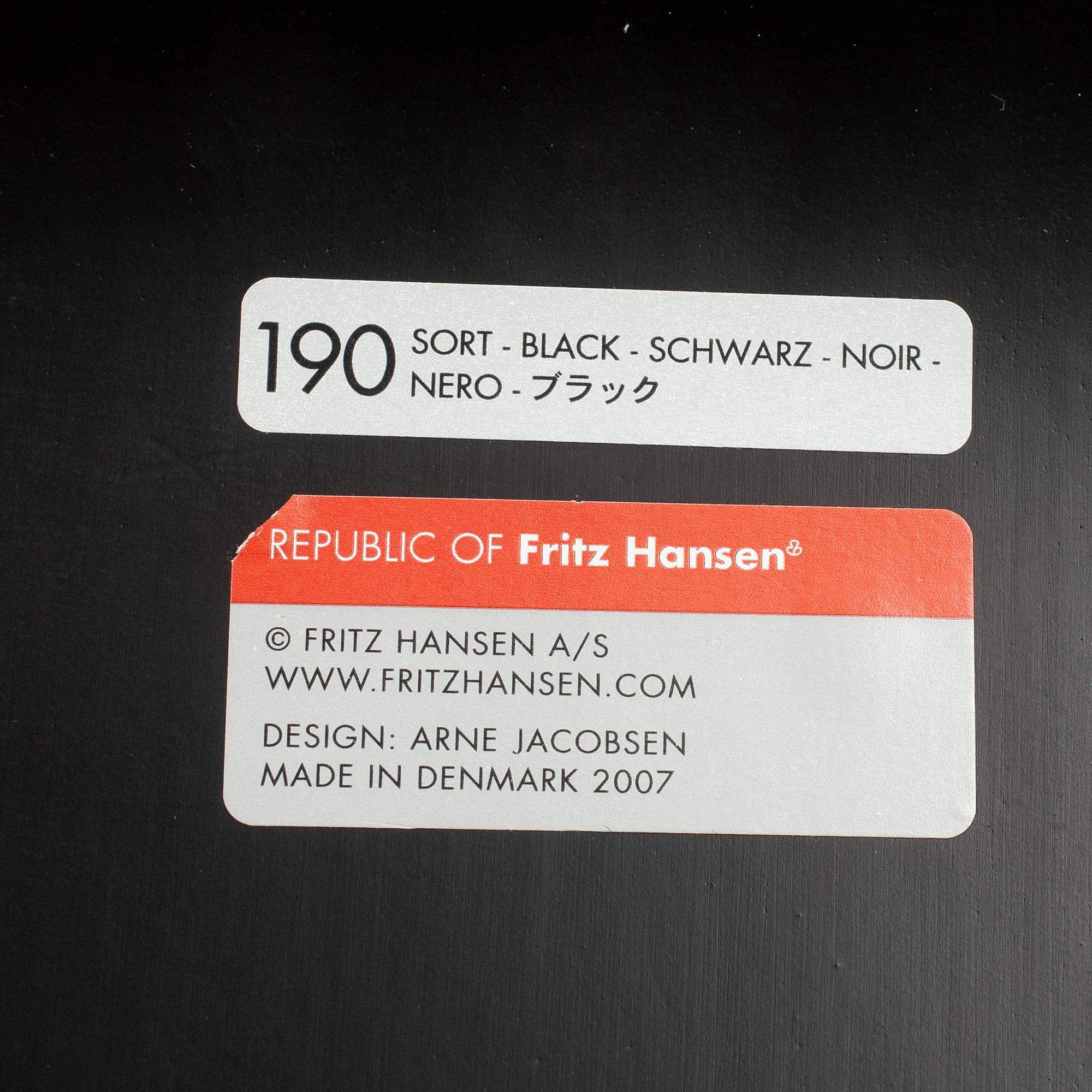 ARNE JACOBSEN, stolar, 3 st, "Myran", Fritz Hansen Danmark, 2005.