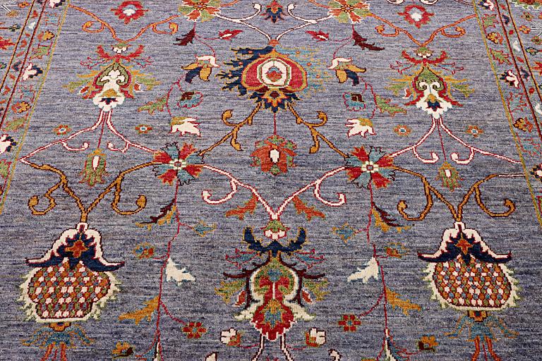 A Ziegler Ariana carpet, c. 289 x 199 cm.