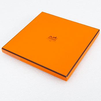 HERMÈS, scarf, "Tout cuir".