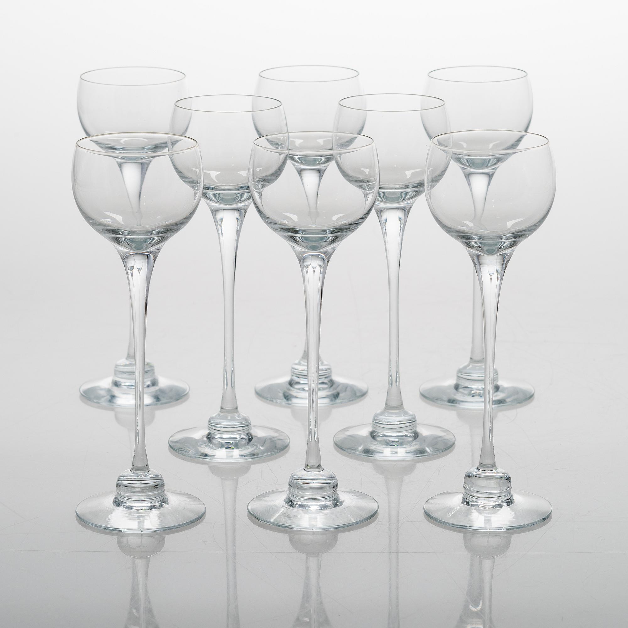 HEIKKI ORVOLA, A 51-piece set of 'Aurora' glassware for Iittala.
