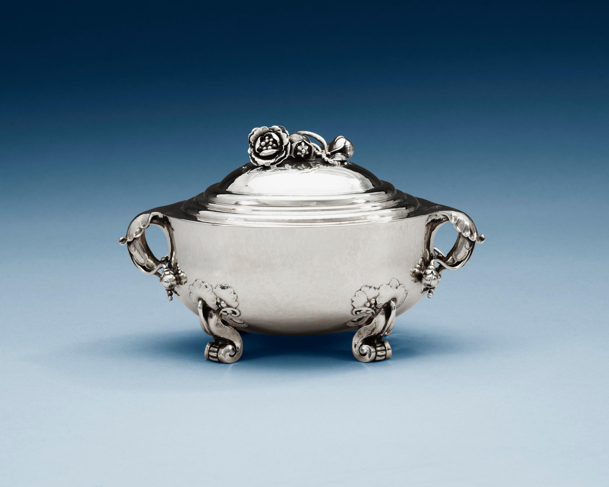 A Georg Jensen bonbonnière, Copenhagen 1919-27,