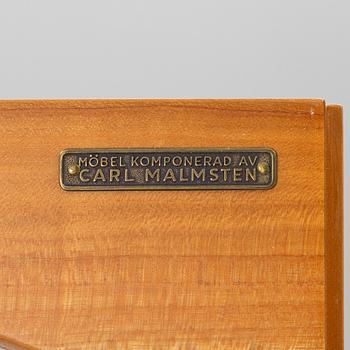 Carl Malmsten, Display cabinet, "Undantaget".