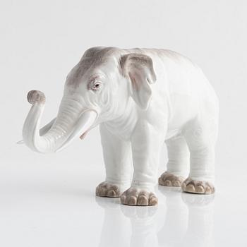 A Meissen Elephant Statue By Joachim Kaendler 19th Century.