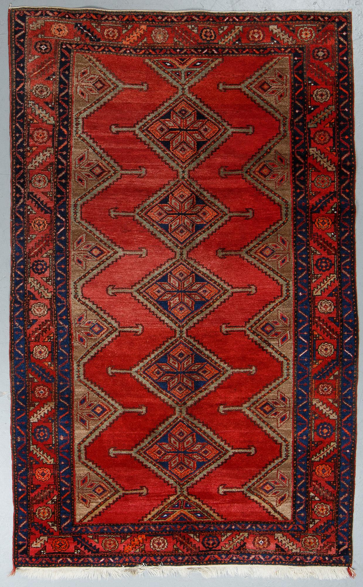 A rug, Old, Zaghe, ca 220 x 137 cm.