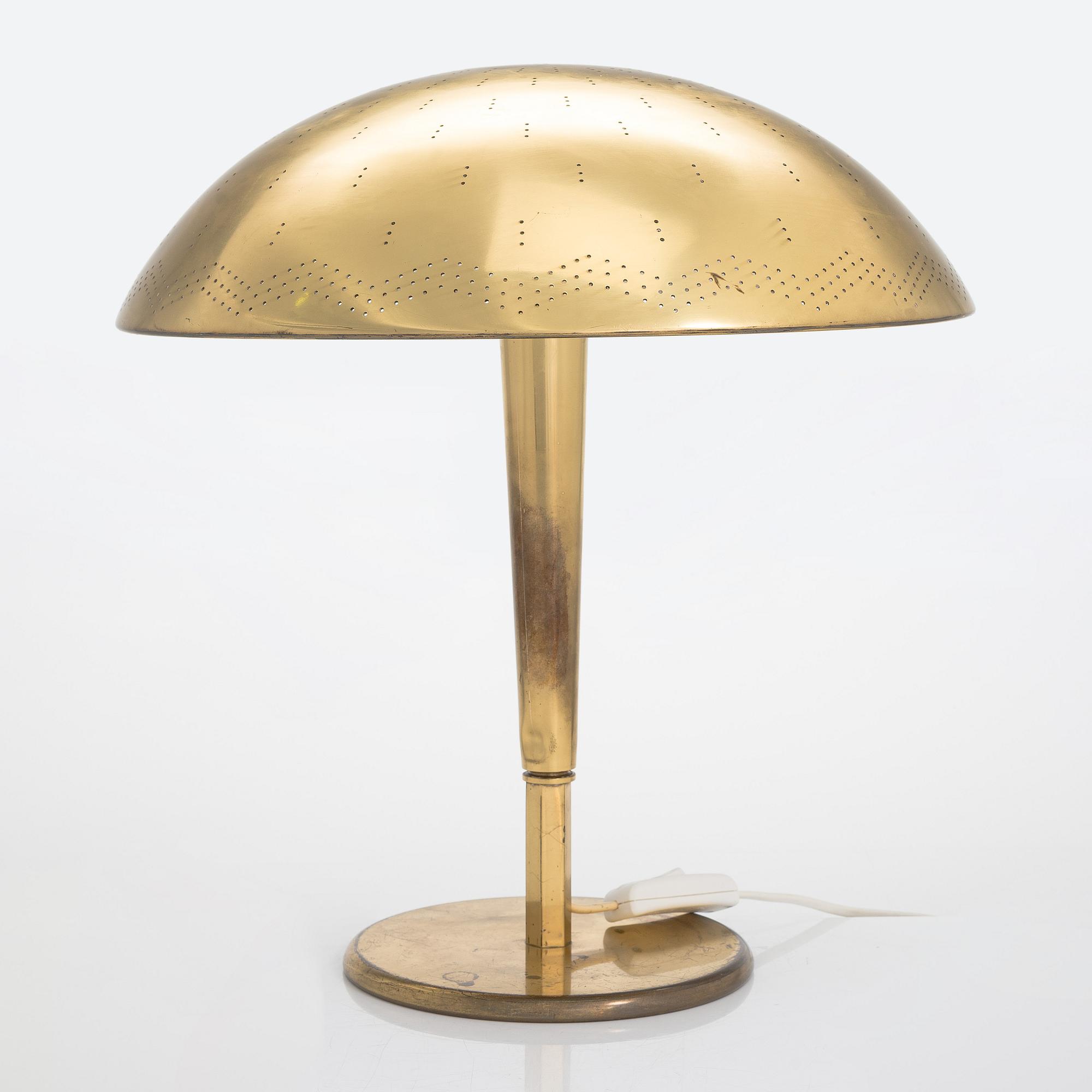 Paavo Tynell, bordslampa, modell 5061, Idman 1900-talets mitt.