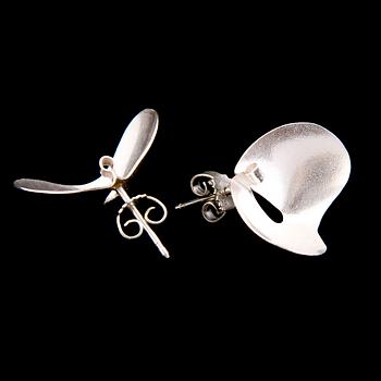 INNI PÄRNÄNEN, ARMBAND och ÖRHÄNGEN, silver, 2000.