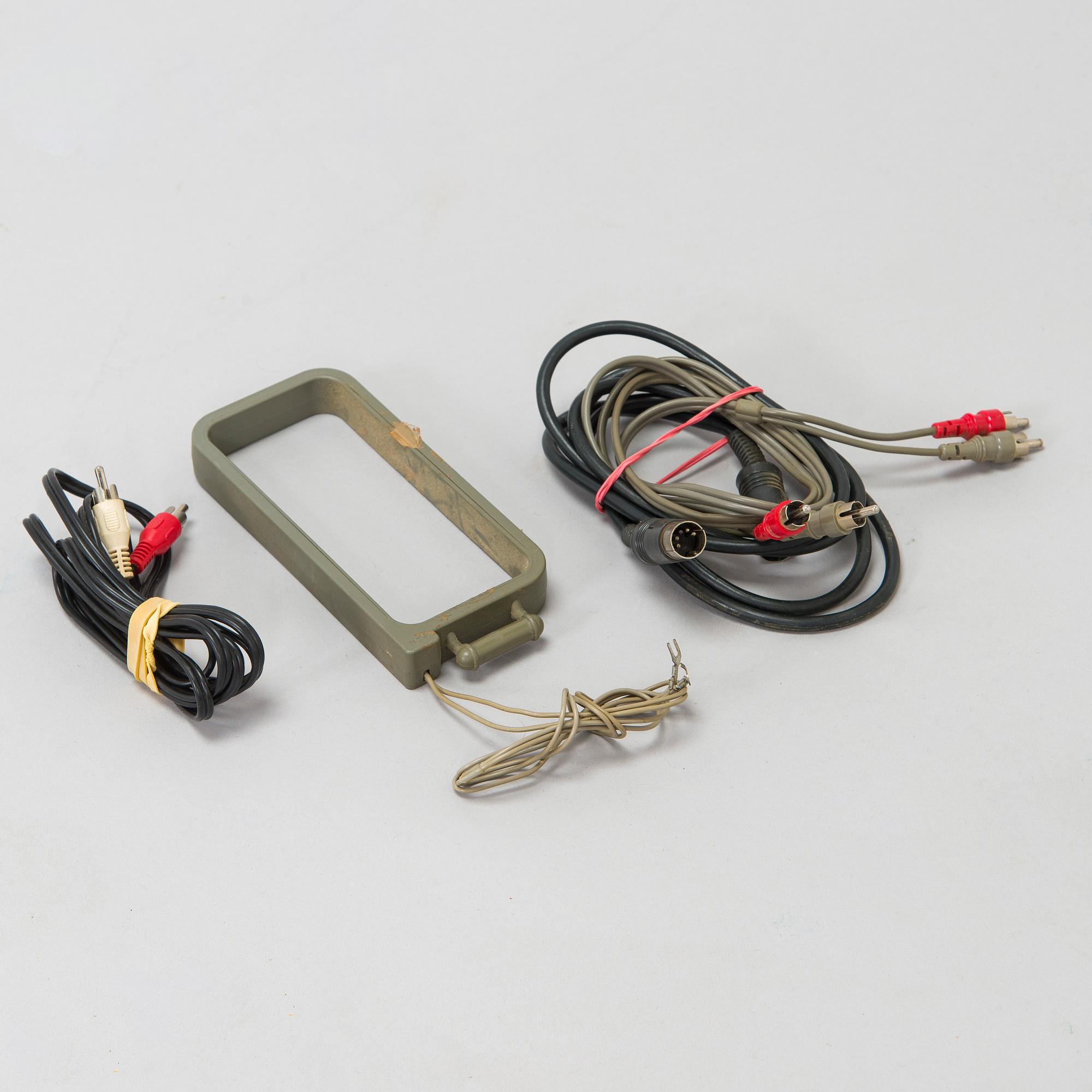 Vinylspelare, modell LT-5V, samt förstärkare och tuner, Mitsubishi, 1980-tal.