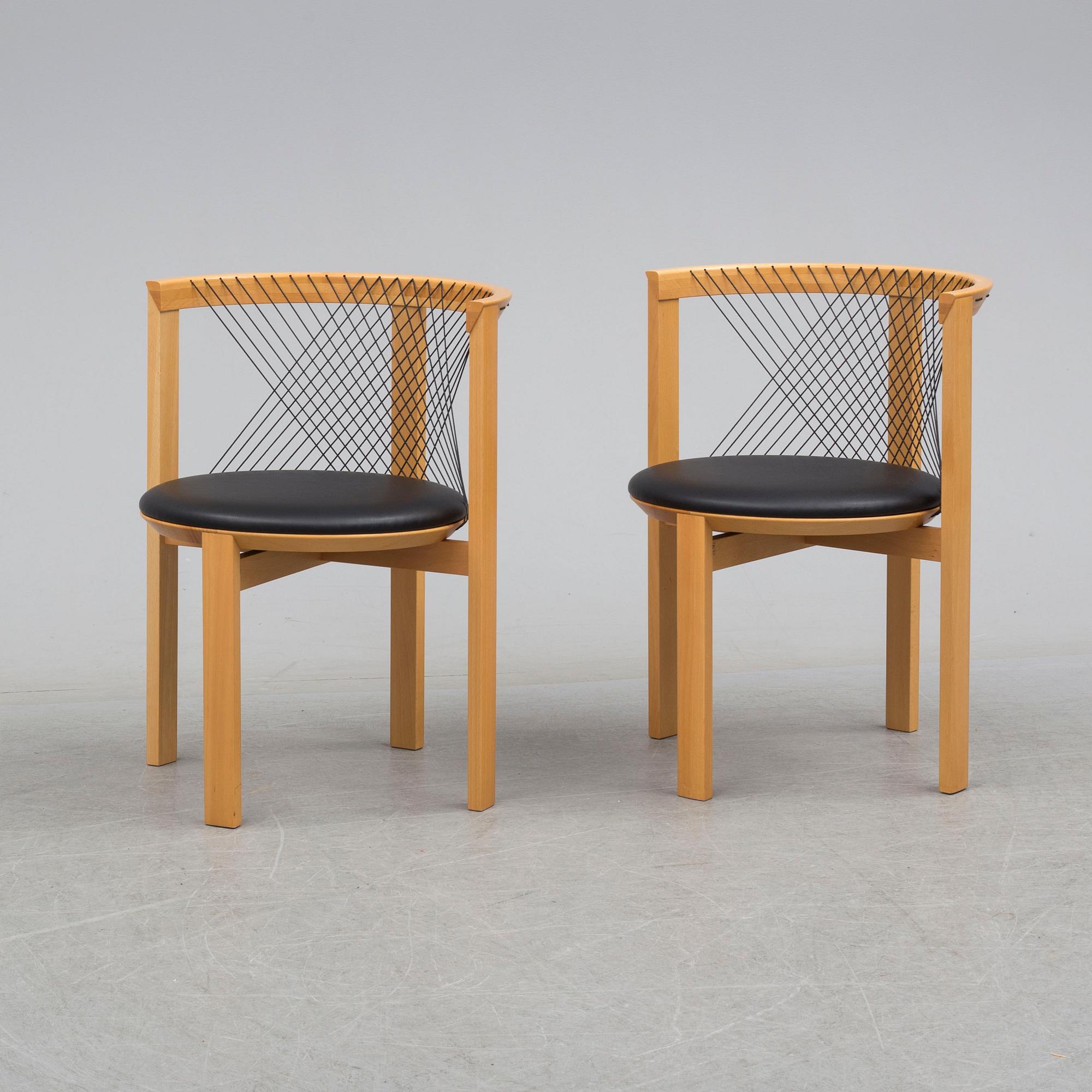 STOLAR ett par, "String chair", Niels Jörgen Haugesen, Tranekaer Furniture, Danmark, 1900-talets slut.