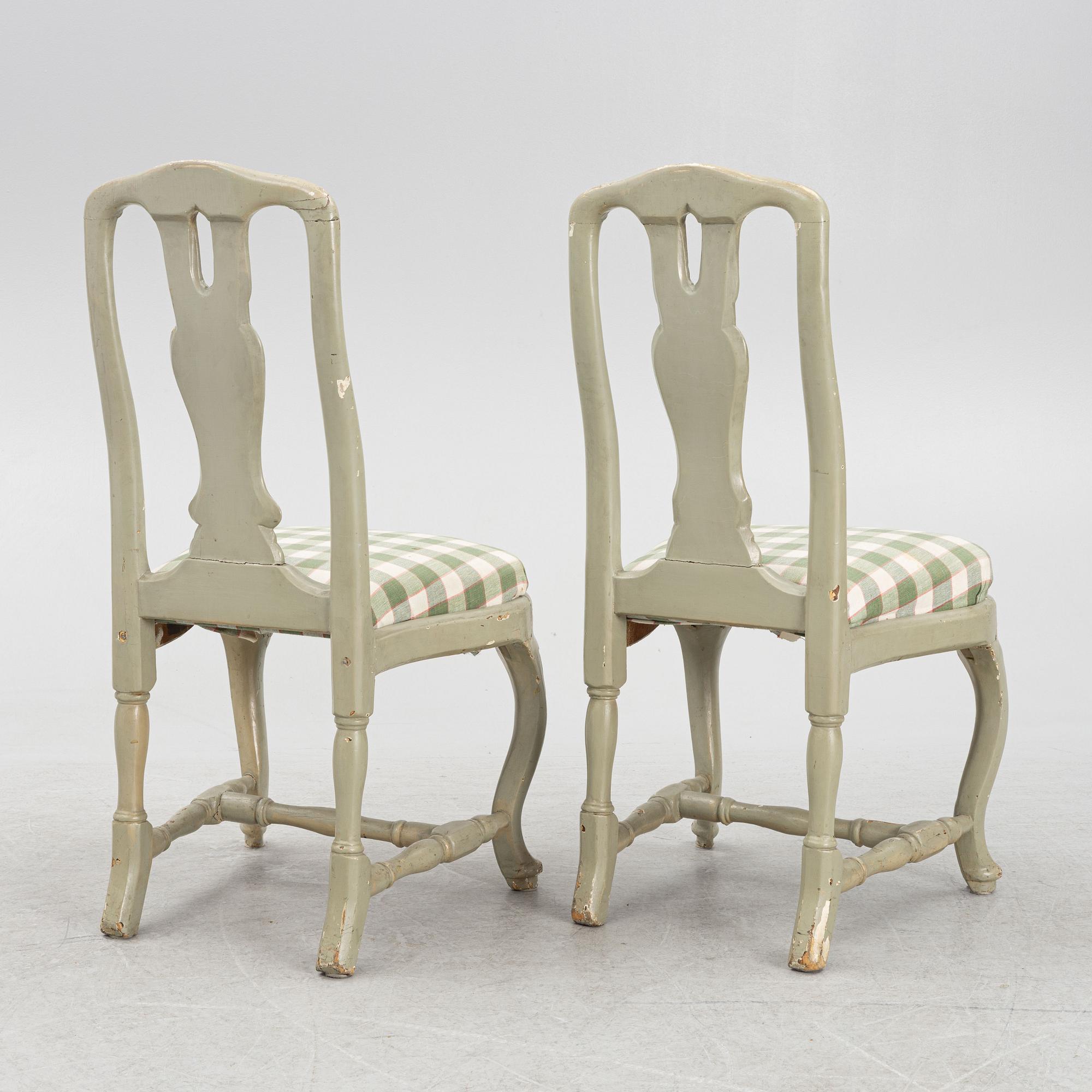 Stolar, ett par, senbarock/rokoko, 1700-talets första hälft.